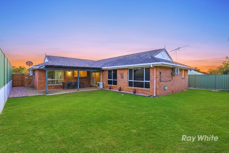 Photo - 12 Peppercorn Place, Flinders View QLD 4305 - Image 18