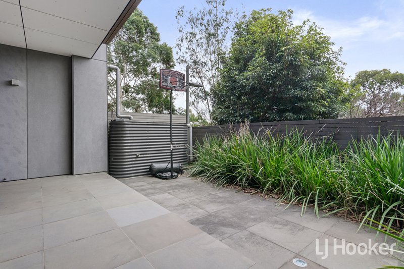 Photo - 12 Periwinkle Place, Armadale VIC 3143 - Image 12