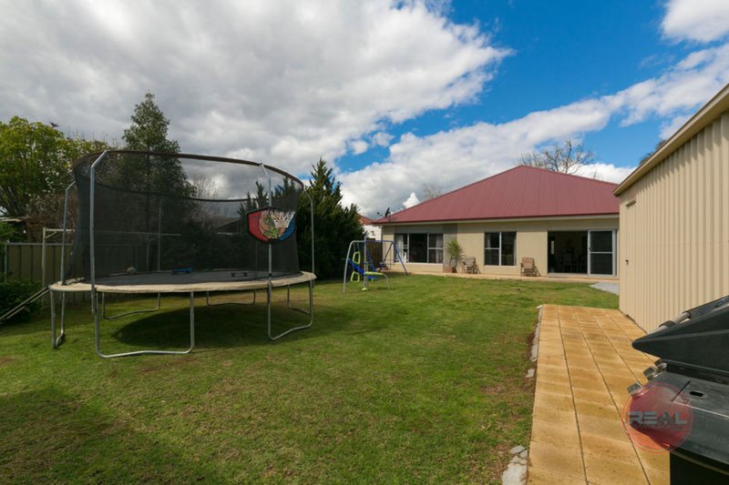 Photo - 12 Pethick Terrace, Marion SA 5043 - Image 16