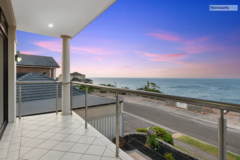 Photo - 12 Petrel Close, Hallett Cove SA 5158 - Image 11