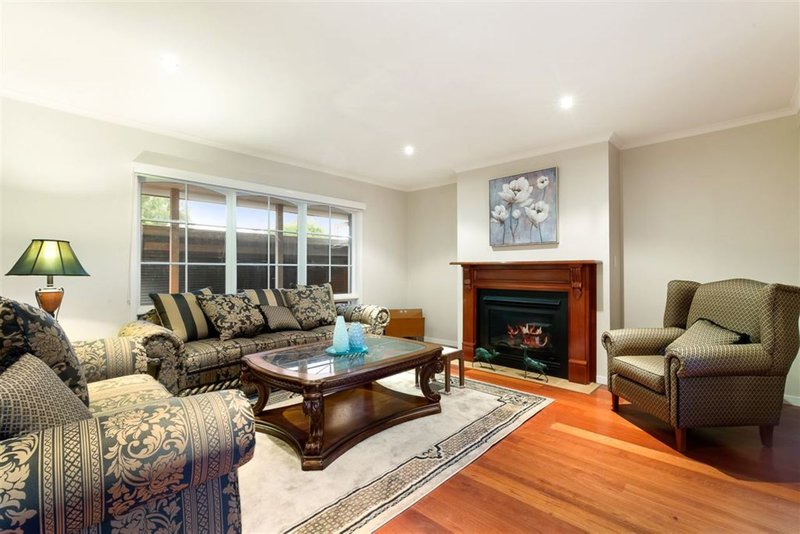 Photo - 12 Petronella Avenue, Wheelers Hill VIC 3150 - Image 2