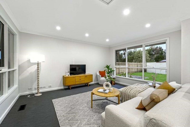 Photo - 12 Philip Road, Knoxfield VIC 3180 - Image 2