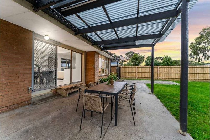 Photo - 12 Philip Road, Knoxfield VIC 3180 - Image 9