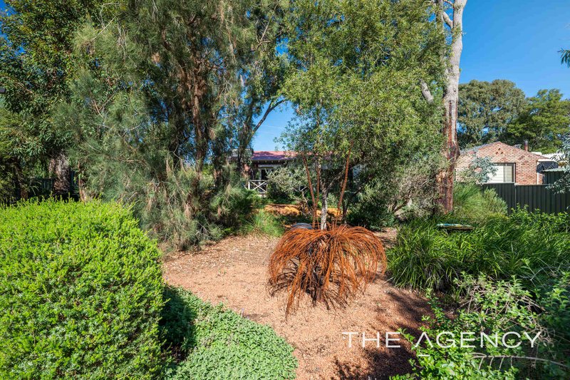 Photo - 12 Phillip Grove, Kalamunda WA 6076 - Image 16