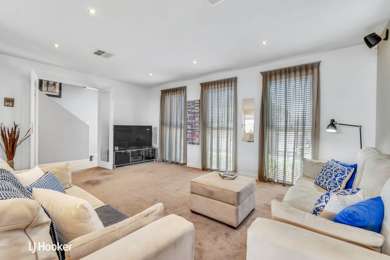 Photo - 12 Piccadilly Crescent, Campbelltown SA 5074 - Image 5