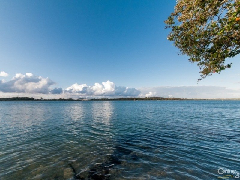 Photo - 1/2 Picnic Point Esplanade, Maroochydore QLD 4558 - Image 14