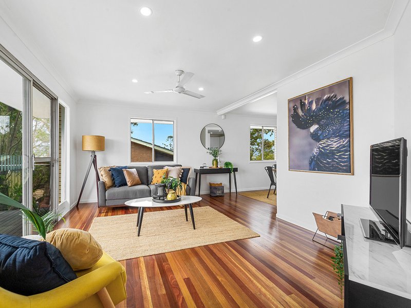 Photo - 12 Pimelea Street, Everton Hills QLD 4053 - Image 3