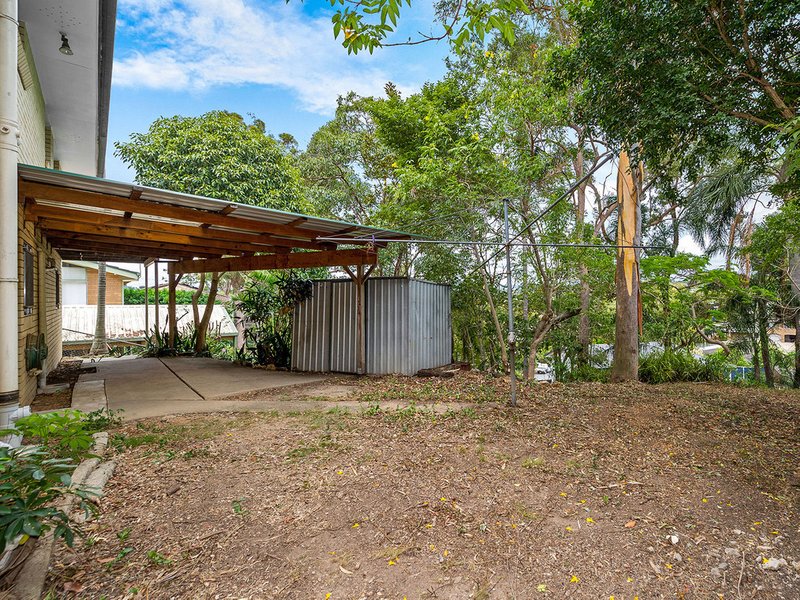 Photo - 12 Pimelea Street, Everton Hills QLD 4053 - Image 15