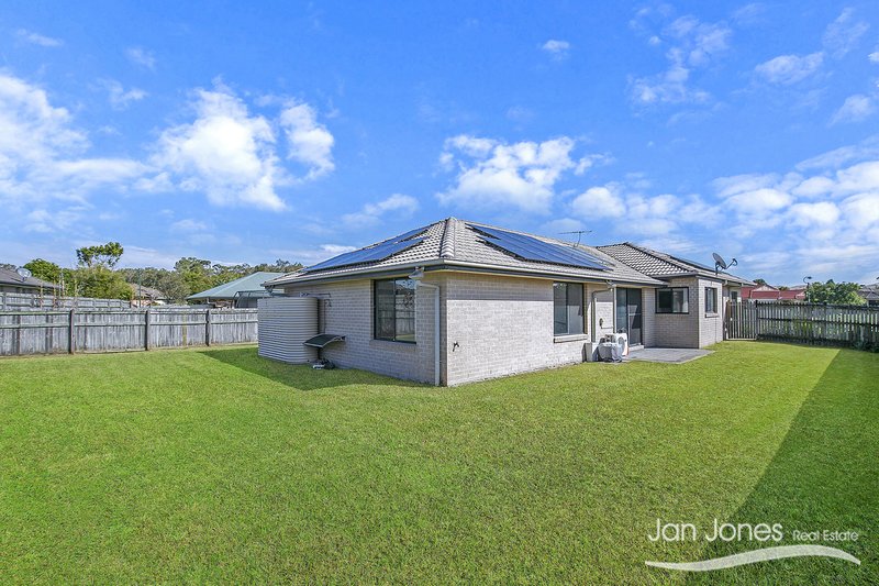 Photo - 12 Pinegrove Street, Morayfield QLD 4506 - Image 14