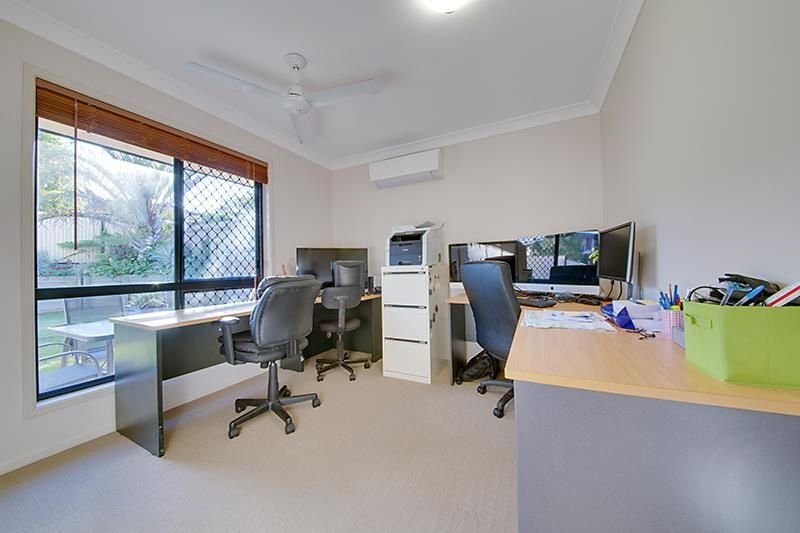 Photo - 12 Plahn Dr , Taroomball QLD 4703 - Image 5