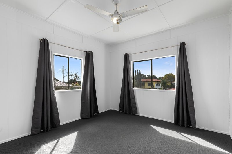 Photo - 12 Plant Street, Rangeville QLD 4350 - Image 6