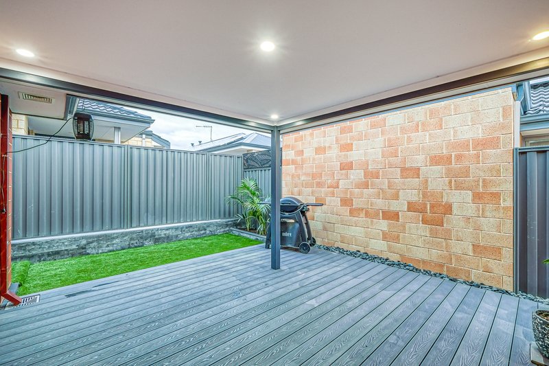 Photo - 12 Platinum Street, Treeby WA 6164 - Image 17