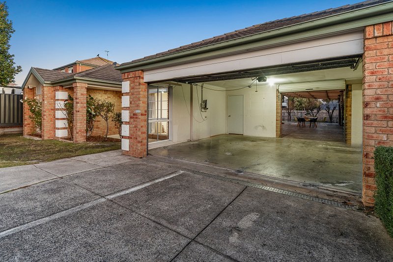 Photo - 12 Playfield Grove, Mornington VIC 3931 - Image 2