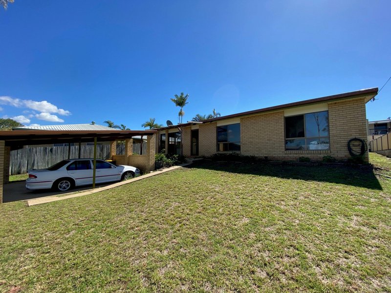 Photo - 12 Pleasant Avenue, Tannum Sands QLD 4680 - Image 9