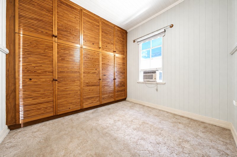 Photo - 12 Pleasant Street, Red Hill QLD 4059 - Image 10