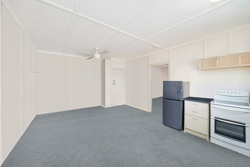 Photo - 12 Plume Street, Redcliffe QLD 4020 - Image 14