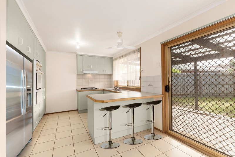 Photo - 12 Pommel Crescent, Epping VIC 3076 - Image 2