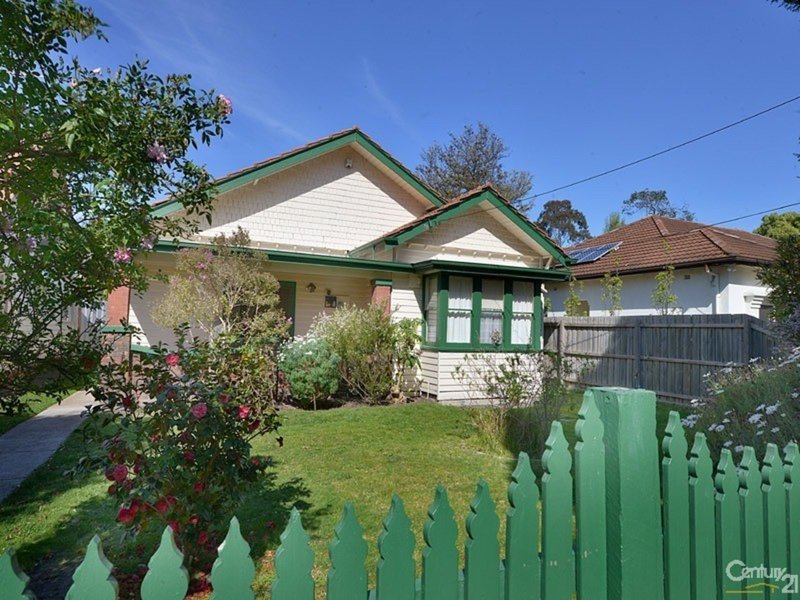 12 Poplar Grove, Carnegie VIC 3163