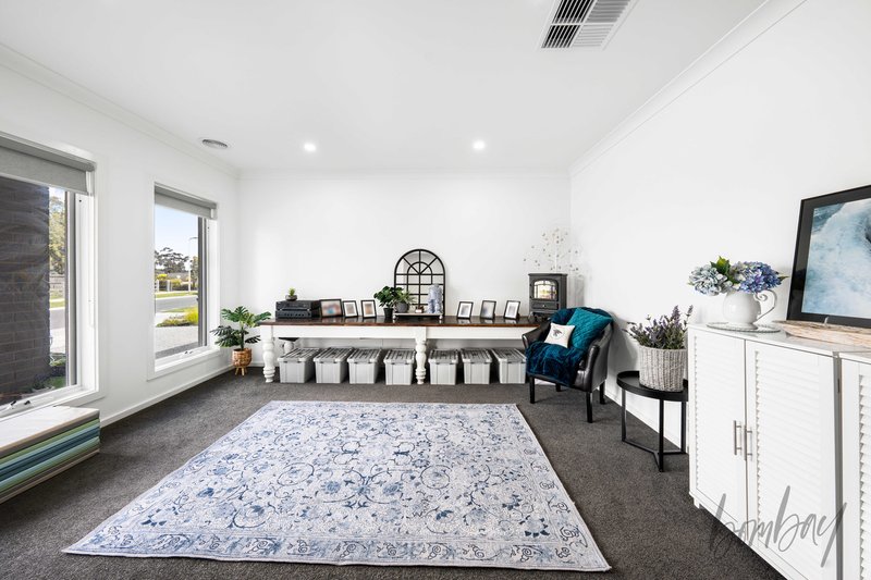 Photo - 12 Porcini Parade, Mickleham VIC 3064 - Image 10