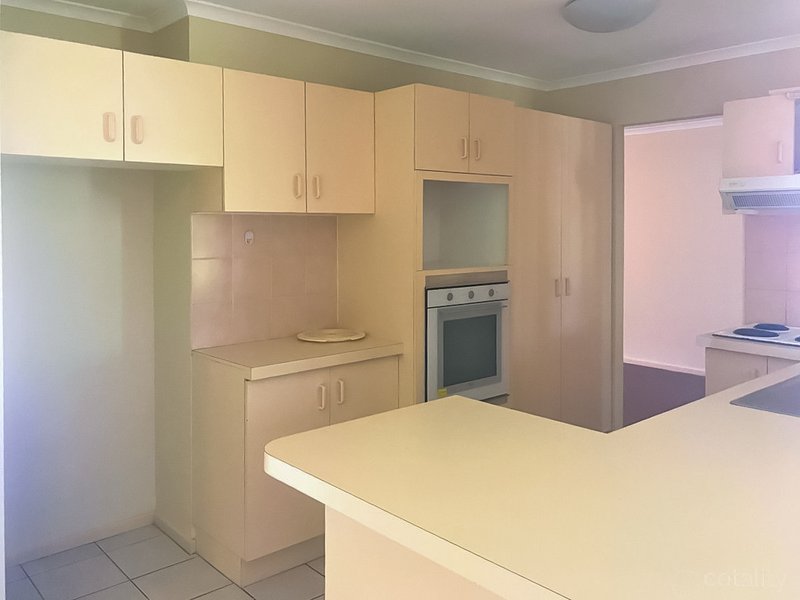 Photo - 12 Port Street, Jamboree Heights QLD 4074 - Image 4