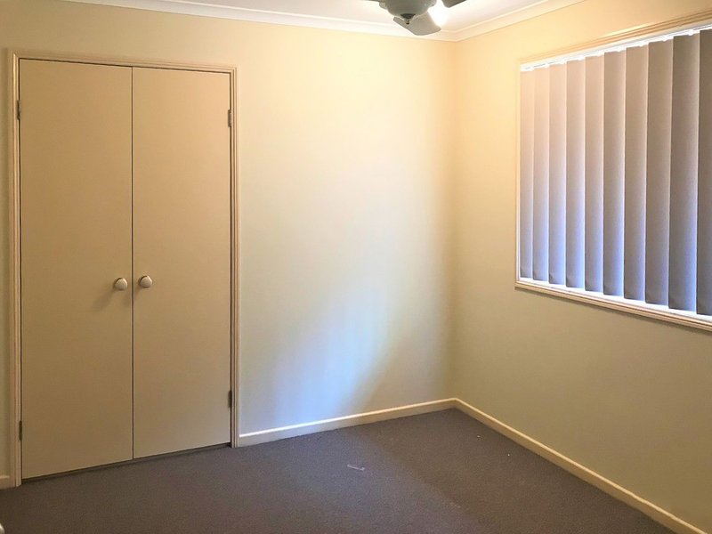 Photo - 12 Port Street, Jamboree Heights QLD 4074 - Image 11