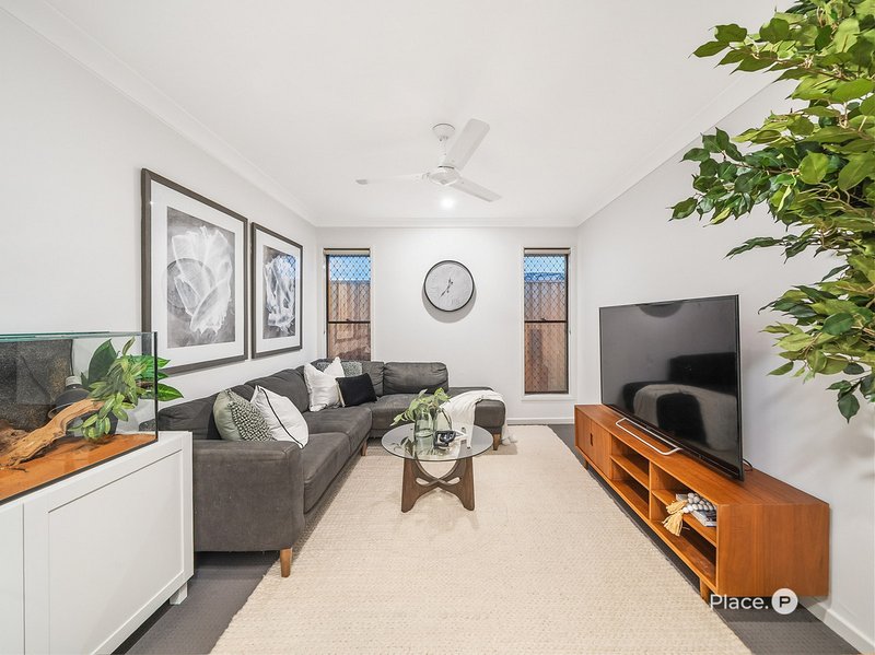 Photo - 12 Premier Avenue, Griffin QLD 4503 - Image 5