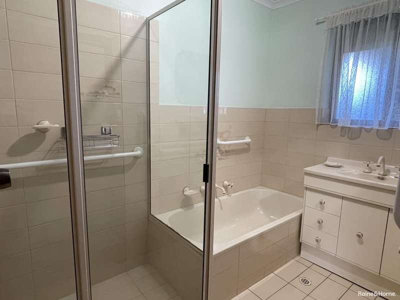 Photo - 12 Primrose Court, Parafield Gardens SA 5107 - Image 3