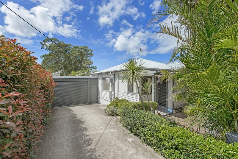 Photo - 12 Prince Street, Fennell Bay NSW 2283 - Image 1