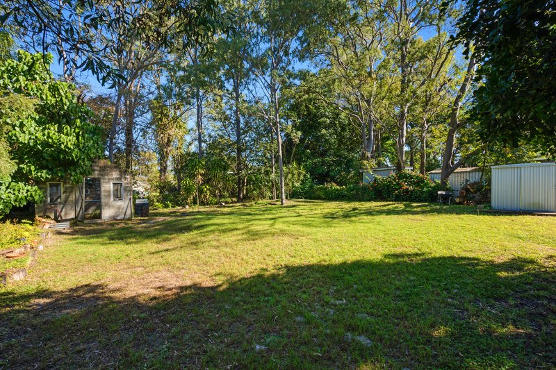 Photo - 12 Progress Avenue, Beachmere QLD 4510 - Image 11