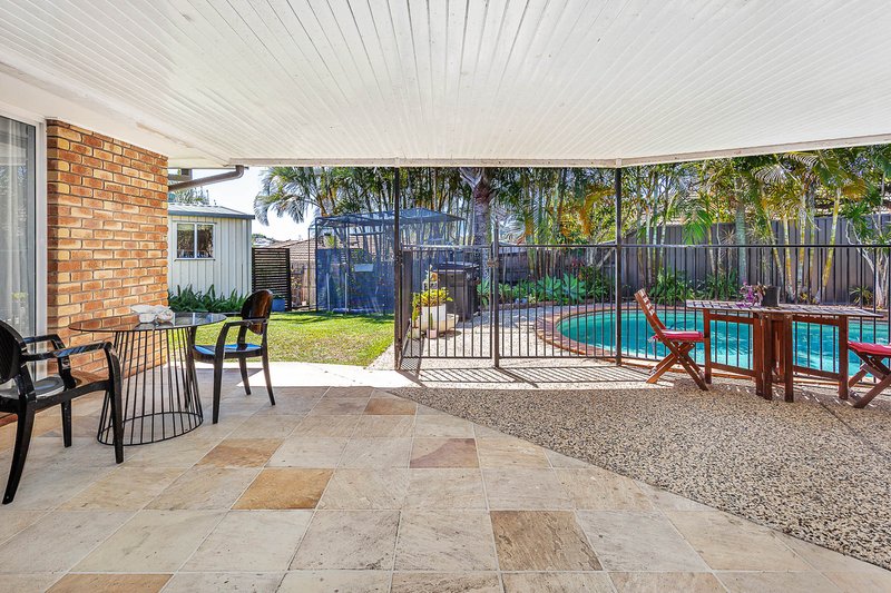 Photo - 12 Prospector Road, Mudgeeraba QLD 4213 - Image 11