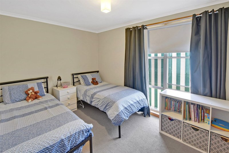 Photo - 12 Puls Place, Horsham VIC 3400 - Image 8