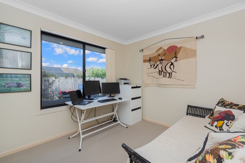 Photo - 12 Purlingbrook Street, Upper Coomera QLD 4209 - Image 10