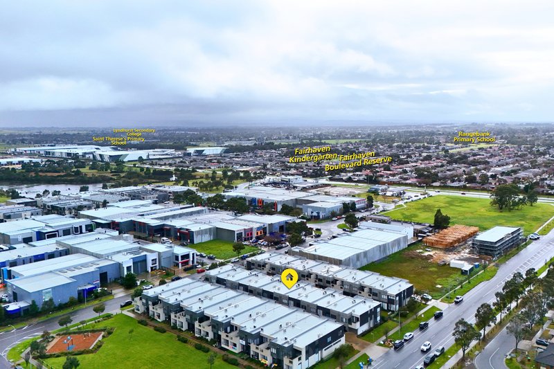 Photo - 12 Push-Pea Way, Cranbourne West VIC 3977 - Image 20