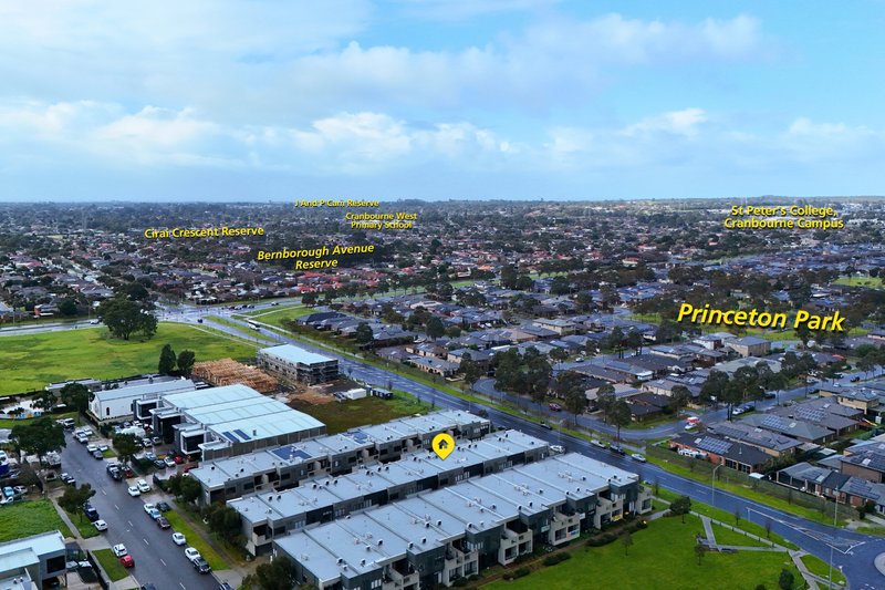 Photo - 12 Push-Pea Way, Cranbourne West VIC 3977 - Image 21