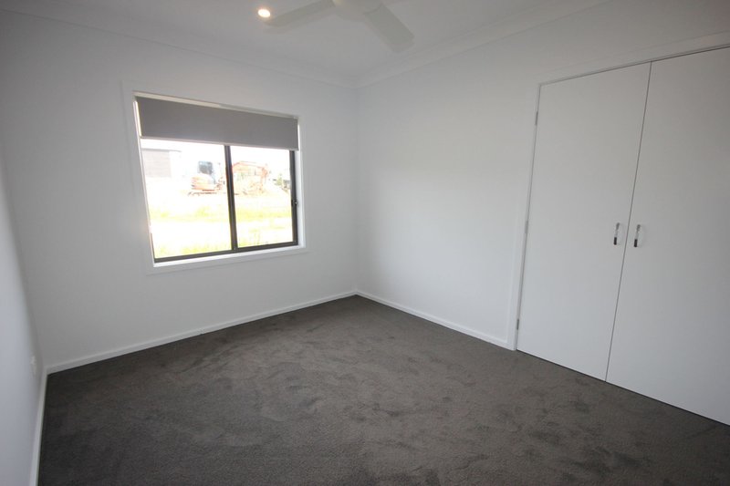 Photo - 12 Quinn Street, Ripley QLD 4306 - Image 7