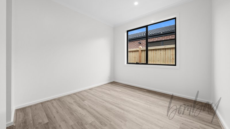 Photo - 12 Radiata Street, Beveridge VIC 3753 - Image 10