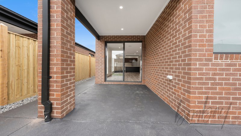 Photo - 12 Radiata Street, Beveridge VIC 3753 - Image 18