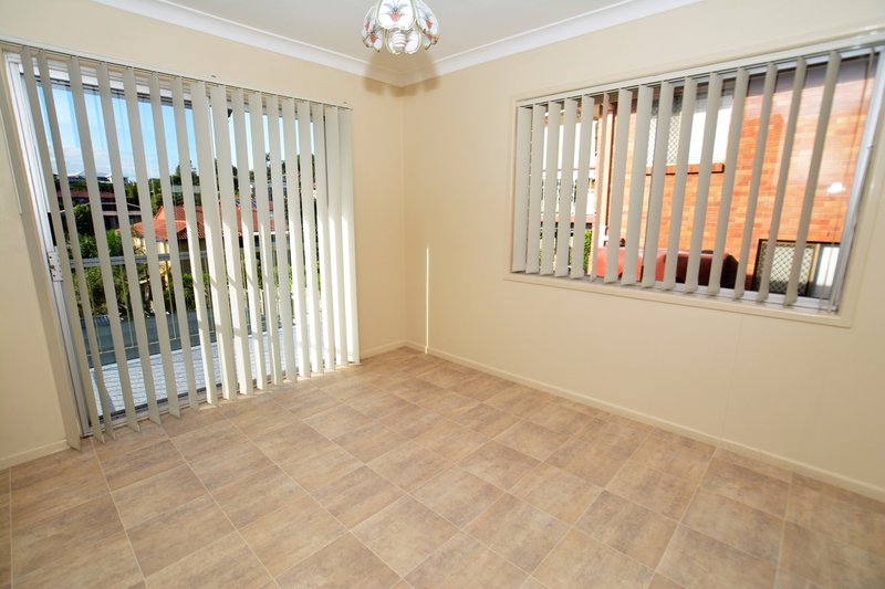 Photo - 12 Raglass Street, Everton Park QLD 4053 - Image 4