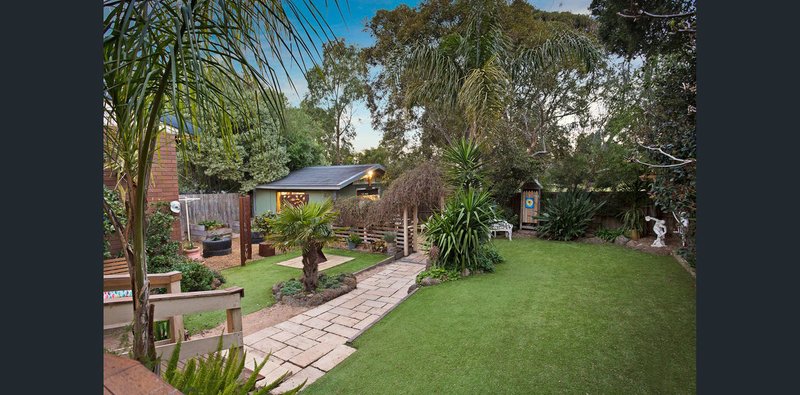 Photo - 12 Raheen Avenue, Wantirna VIC 3152 - Image 12