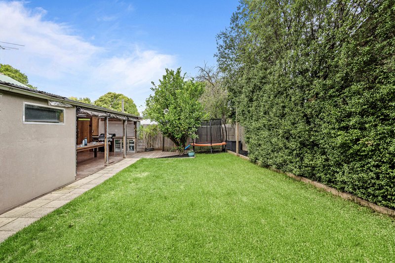 Photo - 12 Ranfurlie Road, Forest Hill VIC 3131 - Image 11