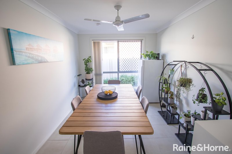 Photo - 12 Rannoch Drive, West Nowra NSW 2541 - Image 6