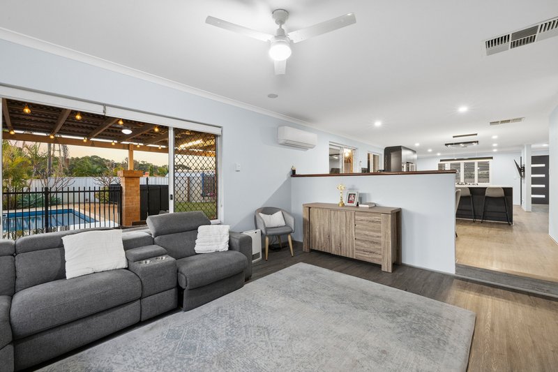Photo - 12 Rawlinna Heights, Ballajura WA 6066 - Image 11