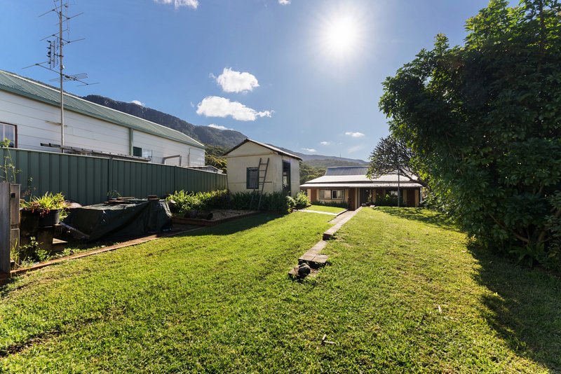 Photo - 12 Rawson Street, Coledale NSW 2515 - Image 3