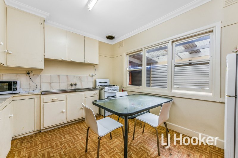 Photo - 12 Ray Street, Dandenong VIC 3175 - Image 5