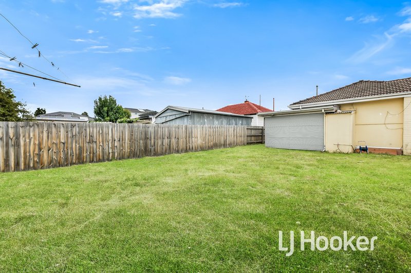 Photo - 12 Ray Street, Dandenong VIC 3175 - Image 12