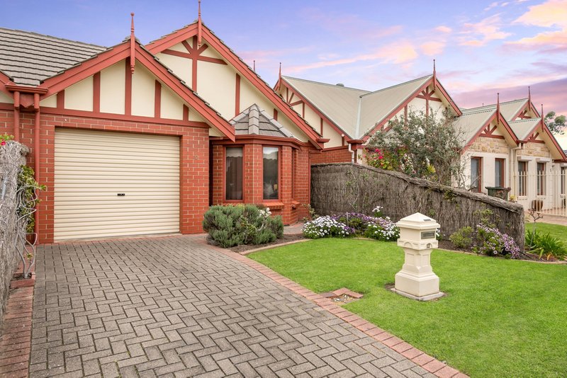 Photo - 12 Regent Street, Glenelg North SA 5045 - Image 2