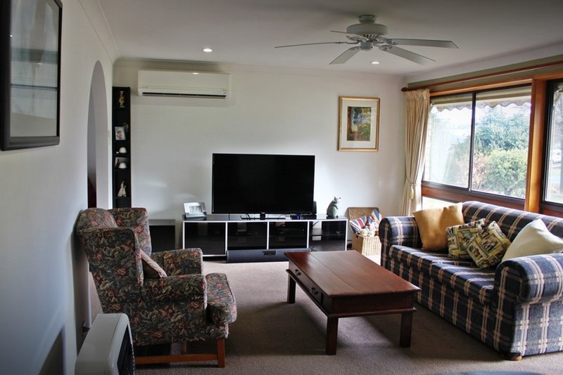 Photo - 12 Regent Street, Tumbarumba NSW 2653 - Image 5