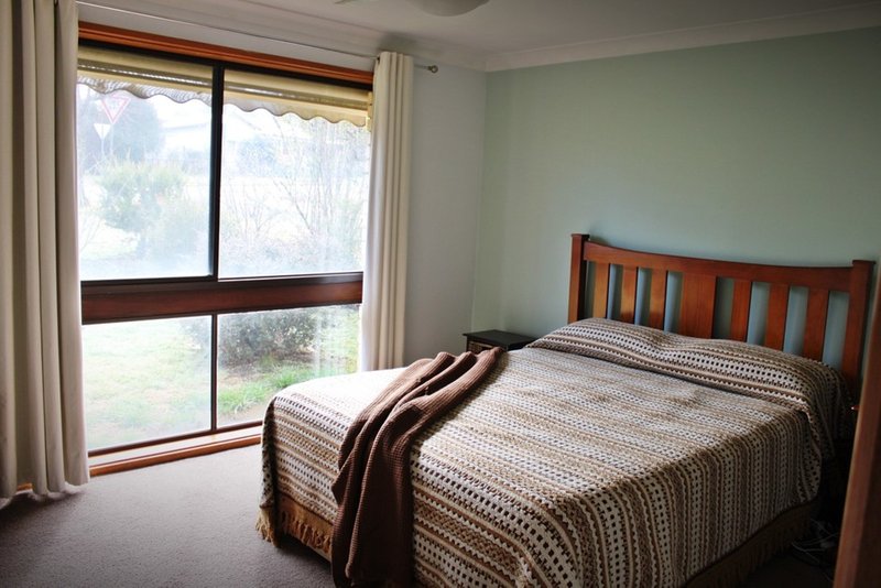 Photo - 12 Regent Street, Tumbarumba NSW 2653 - Image 13