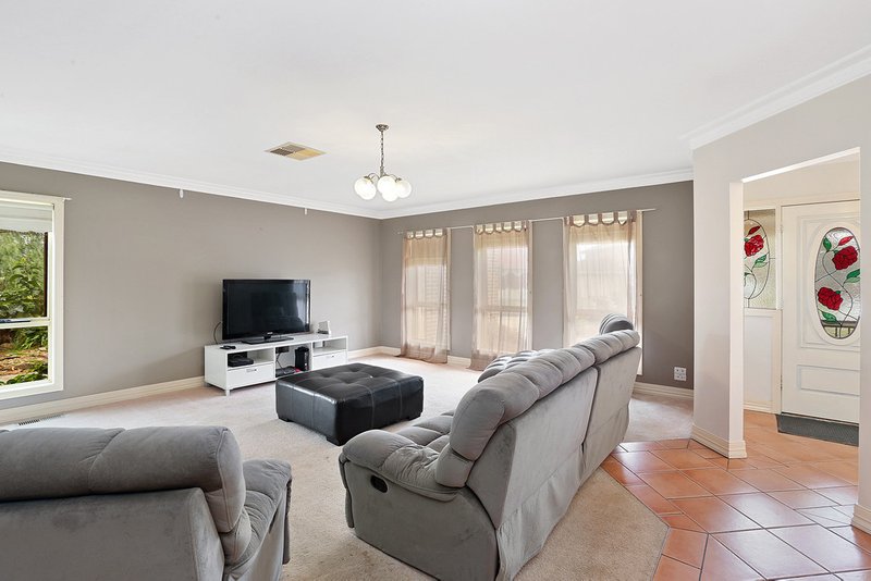 Photo - 12 Reliance Avenue, Lara VIC 3212 - Image 8