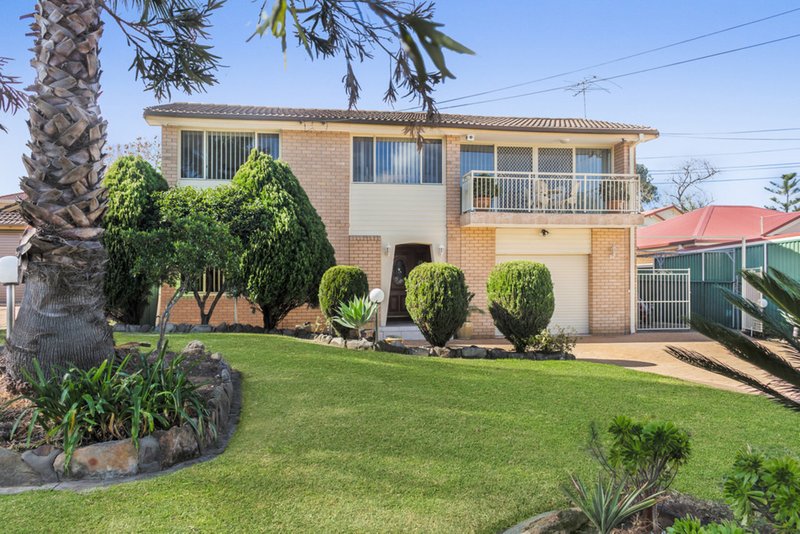 12 Renton Ave , Moorebank NSW 2170